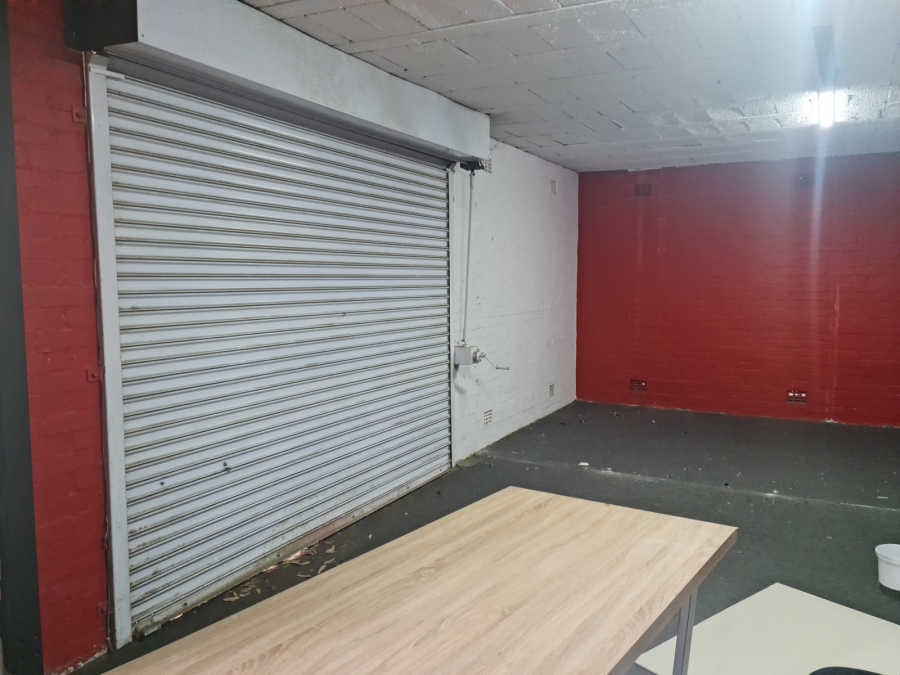 To Let commercial Property for Rent in Gants Plaza Western Cape